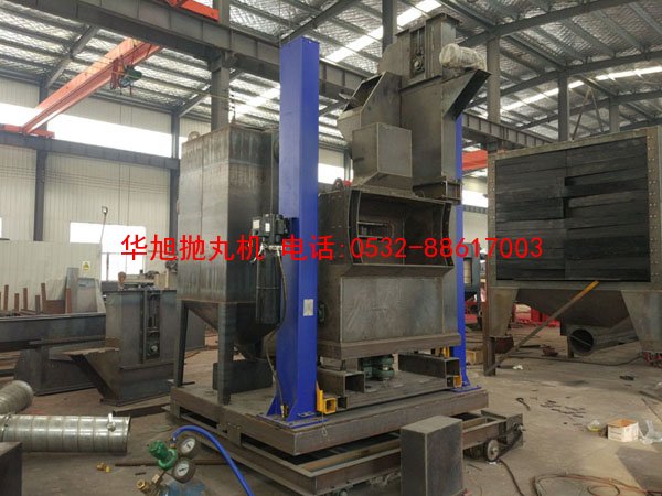 大連客戶訂購一臺大型鋼管外壁除鐵銹設備