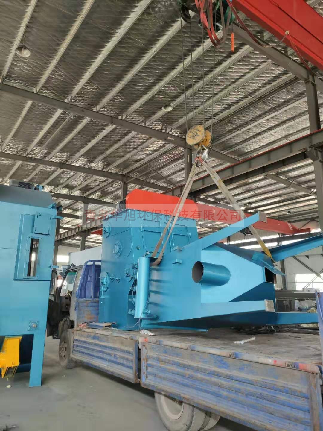 Q3210履帶式拋丸機(jī)裝車發(fā)貨現(xiàn)場(chǎng)圖