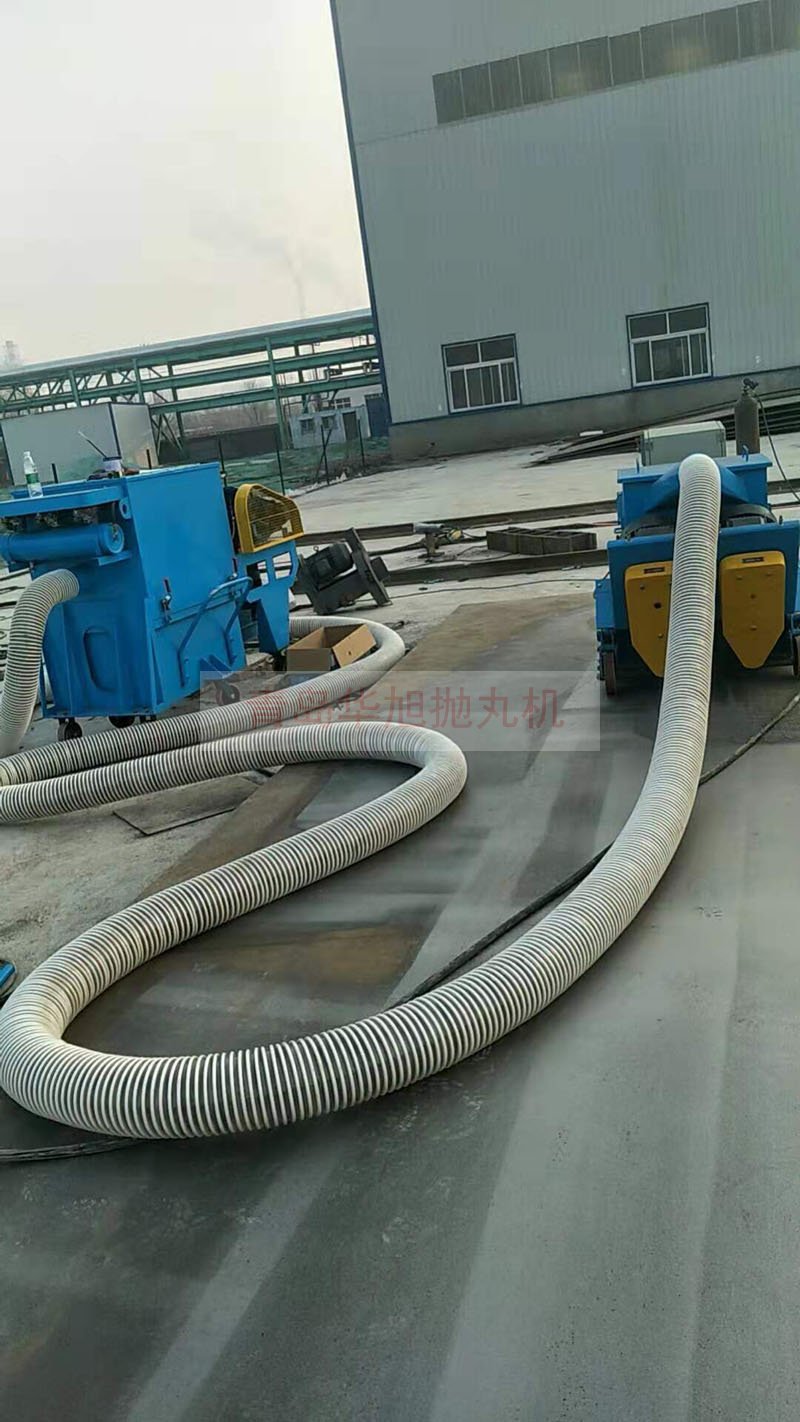 東營(yíng)用戶(hù)使用手持移動(dòng)式拋丸機(jī)清理鋼板鐵銹效果