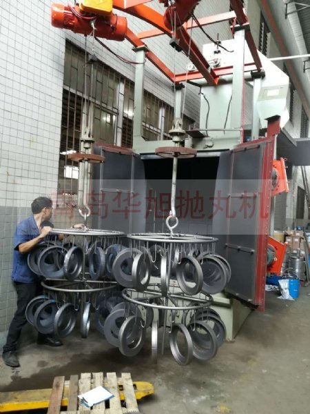 吊掛式拋丸機清理工件