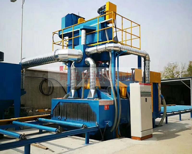 山東萊蕪鋼鐵廠鋼板拋丸清理機現(xiàn)場